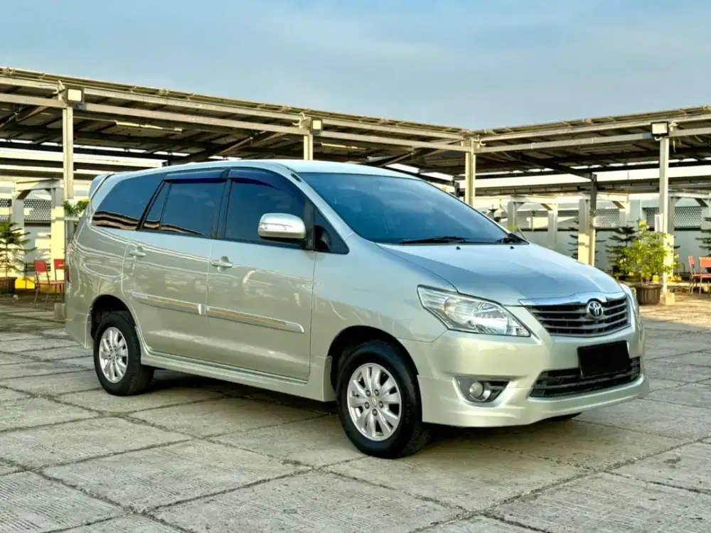 Toyota Kijang Innova G Luxury AT 2011