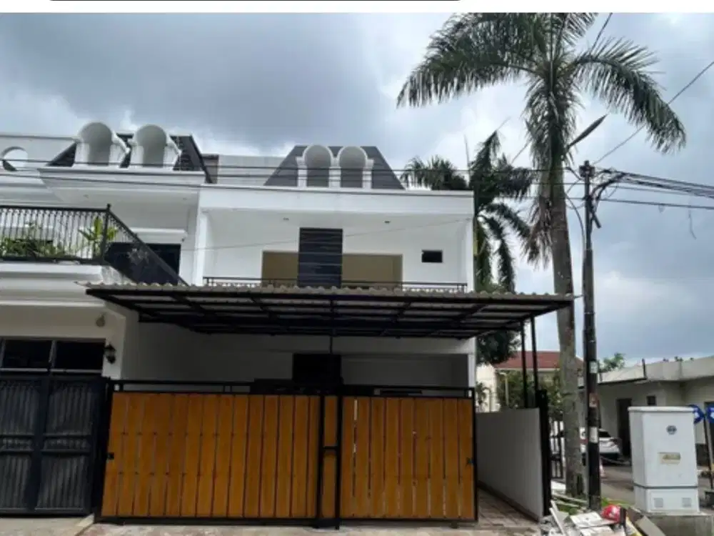 RUMAH 2 LANTAI DI REGENSI MELATI MAS 'MR40'