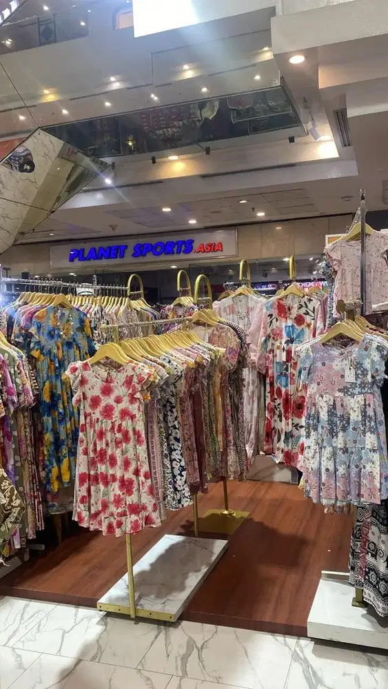 Lowongan jaga stand di mall