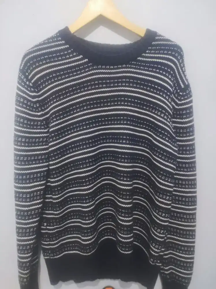 Knitwear(sweater rajut pria) size XL kondisi sangat baik