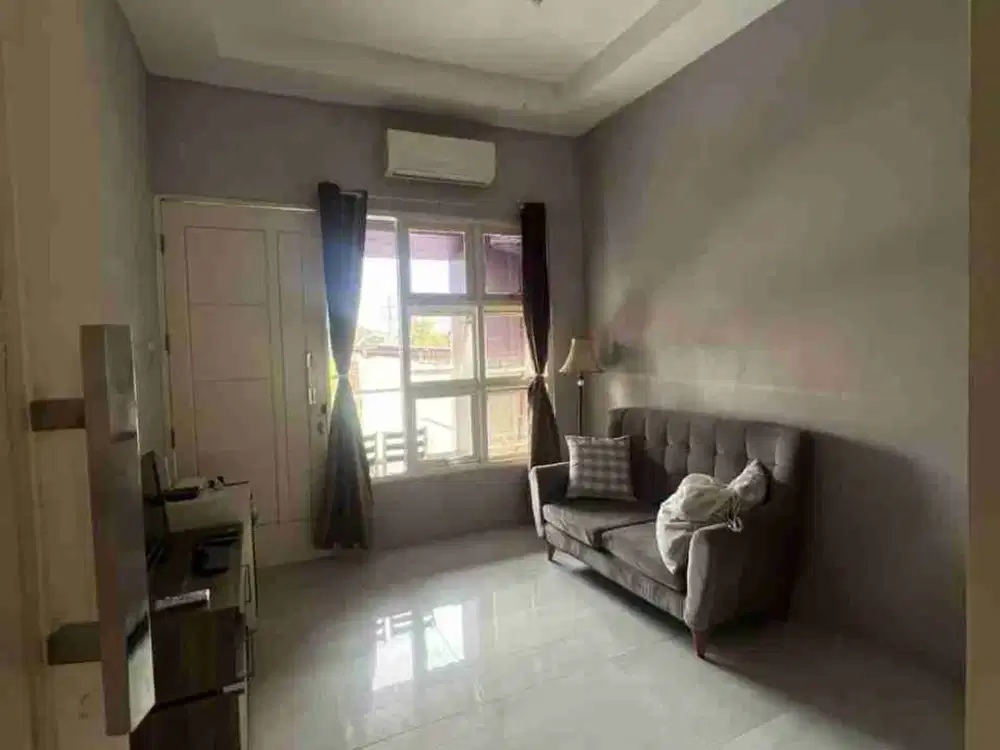 Rumah Dukuh Kupang Barat