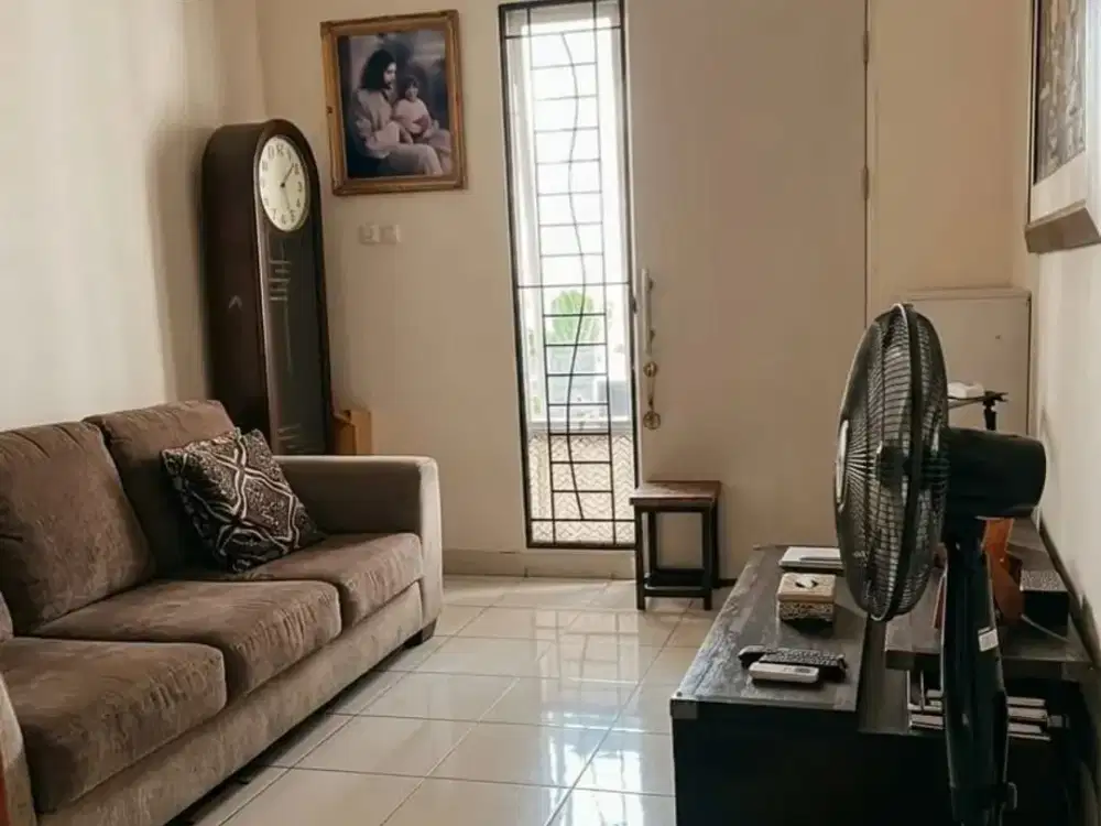 DIJUAL CARRILLO RESIDENCE GADING SERPONG - SEMI FURNISHED