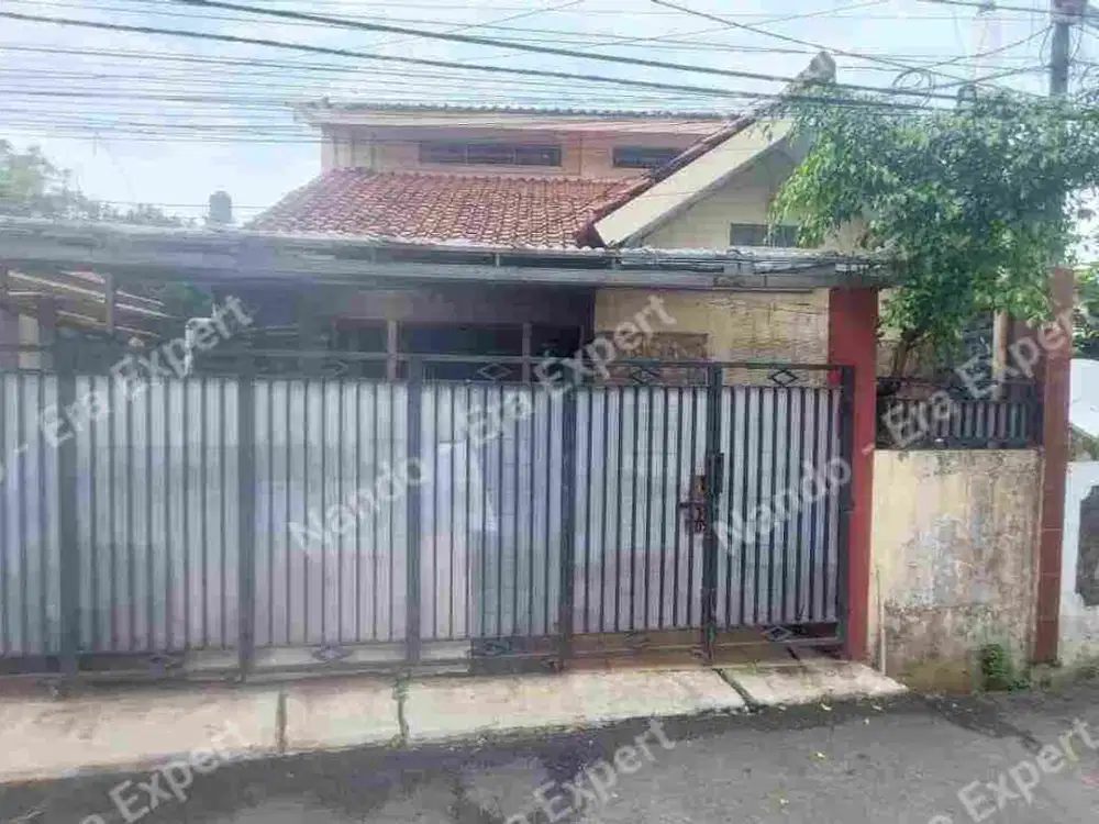 Dijual Rumah Jagakarsa, lokasi strategis, dekat kampus UI dan stasiun krl.