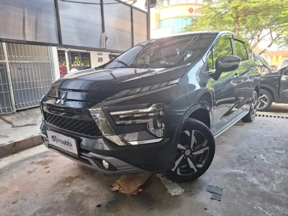 DP MURAH Mitsubishi Xpander 1.5 Ultimate Bensin-AT 2024 Abu-Abu CSBBD