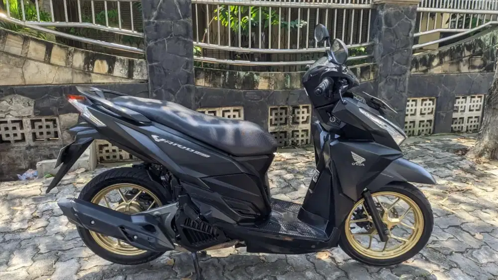 Vario 150cc SE Hitam Doff