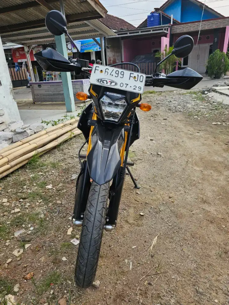 KLX SM 150 SE tahun 2024 KM 1500
