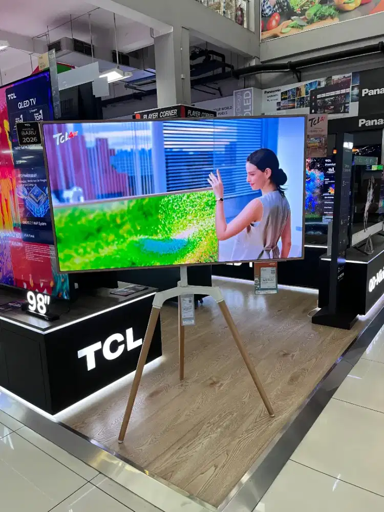 The New TCL ART 55A400PRO