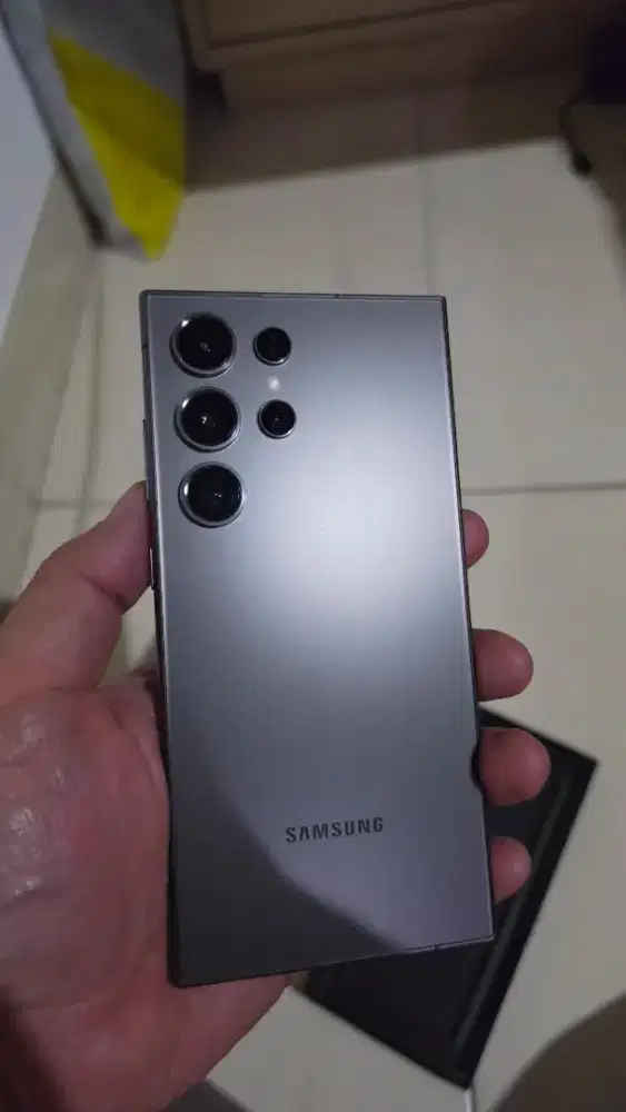 Samsung S24  Ultra