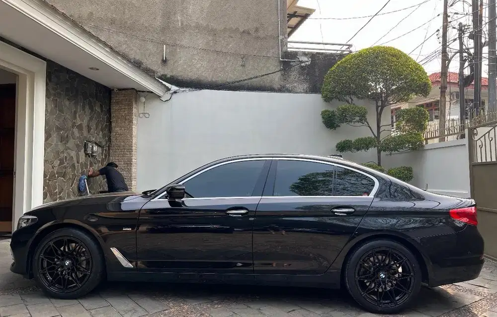 Velg M4 R19 Replika mulus seperti baru