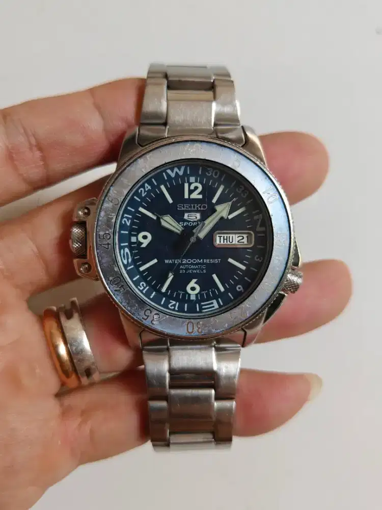 Seiko 5 sport SKZ209K1 original bekas rantai panjang jual murah aj