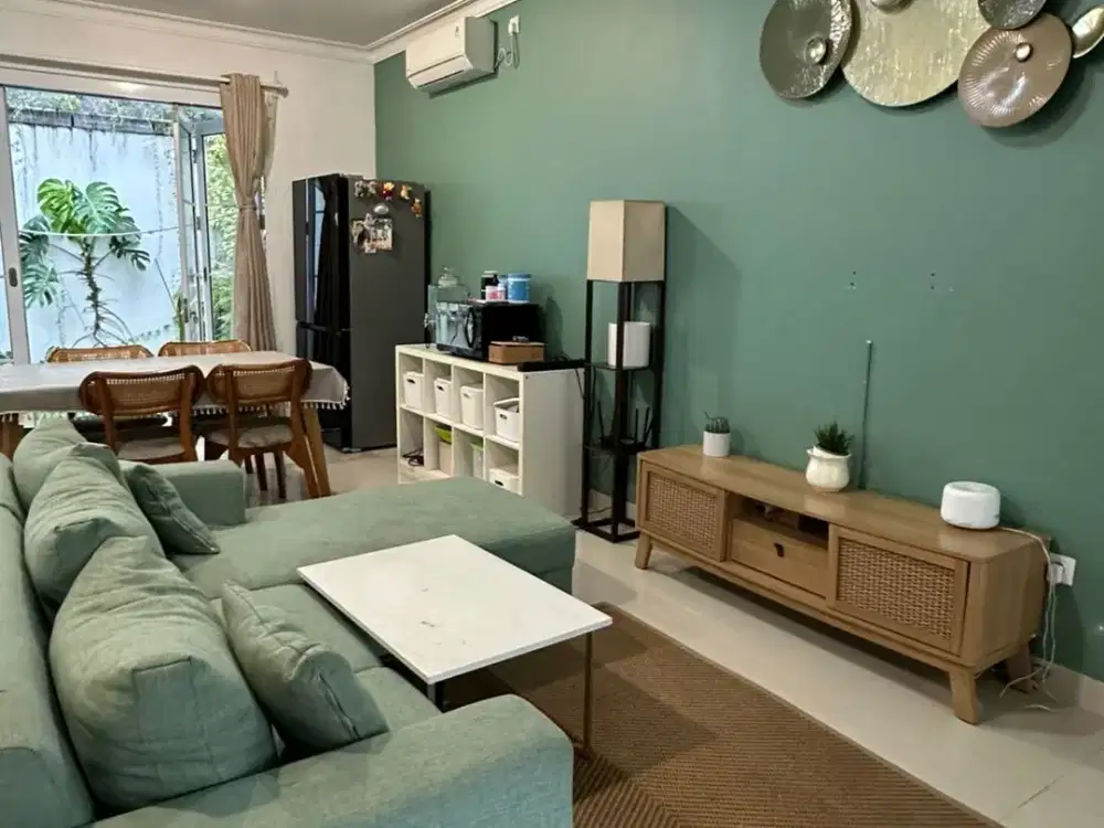 Dijual Rumah Rapi Terawat Siap Huni Semifurnish di Gading Serpong