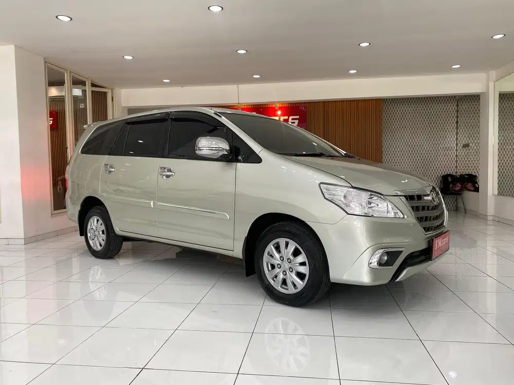 Toyota Kijang Innova 2013 Bensin