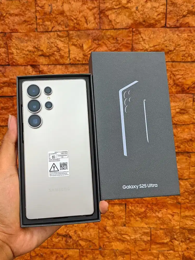Samsung S25 Ultra 12/256 GB Garansi ON