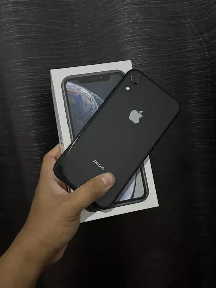 iPhone XR 128 iBox