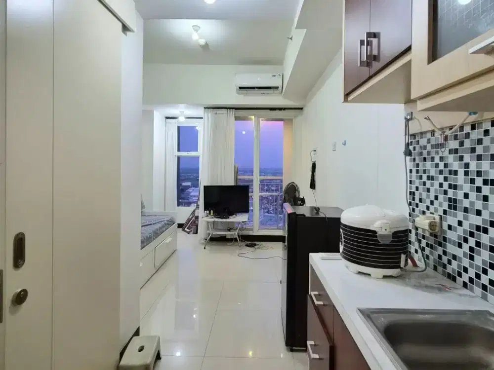 Apartment Amor, Pakuwon City Mall SIAP HUNI, FURNISHED
