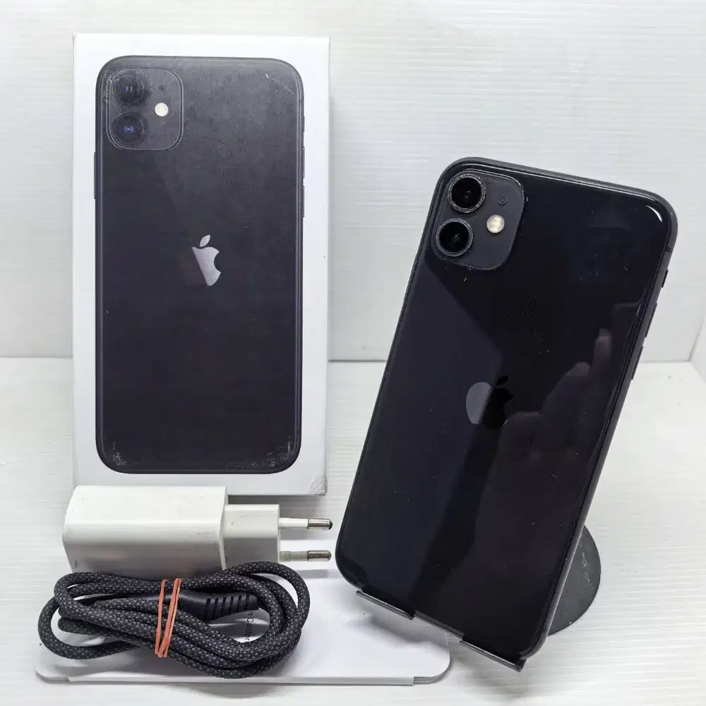 HOT SALE! IPHONE 11 BLACK 64GB EX INTER LENGKAP ALL OPERATOR SIAP PAKA