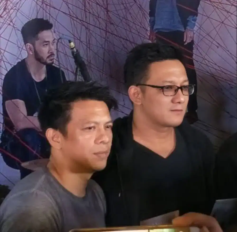 dicari 2 org, 1 laki2 untuk jaga toko onderdil ,1 perempuan untuk ART