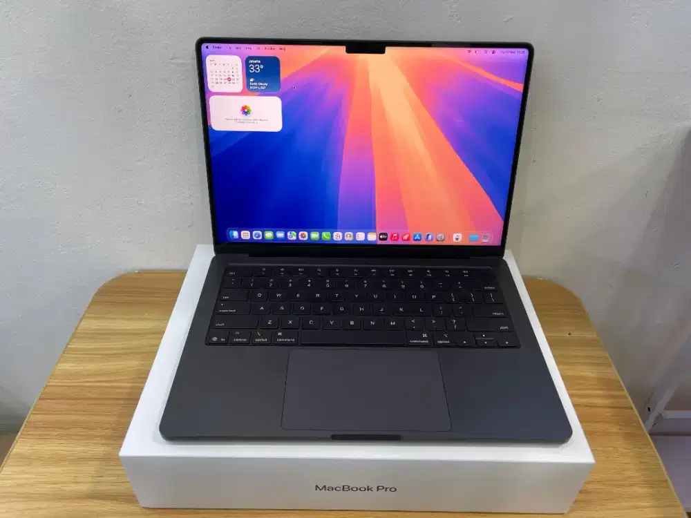 MacBook Pro 14 2026 M5 
M5 16GB 512GB
Cc 7 Normal BH 100%GARANSI ON
