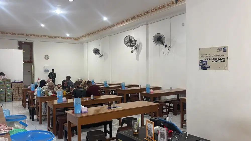 Dicari Tukang Masak Wanita