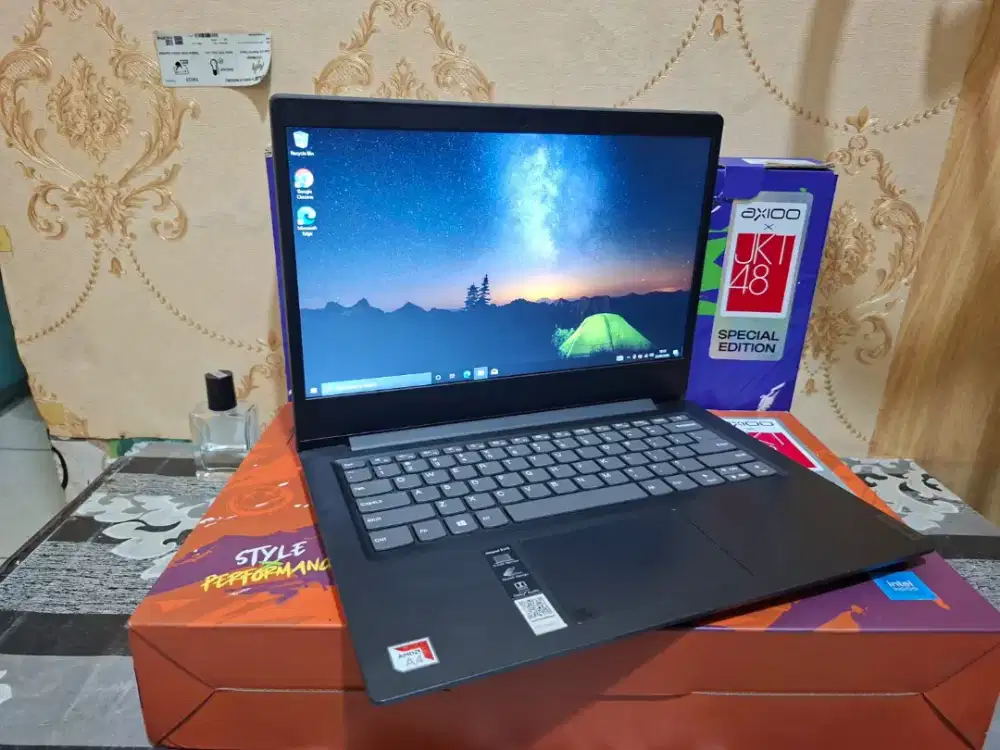 Laptop Lenovo Ideapad S145 - 4GB -SSD 256GB -SIAP PAKE - MULUS