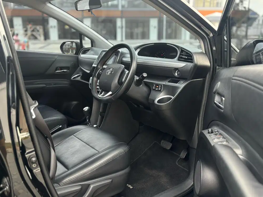 Toyota Sienta 2017 Bensin