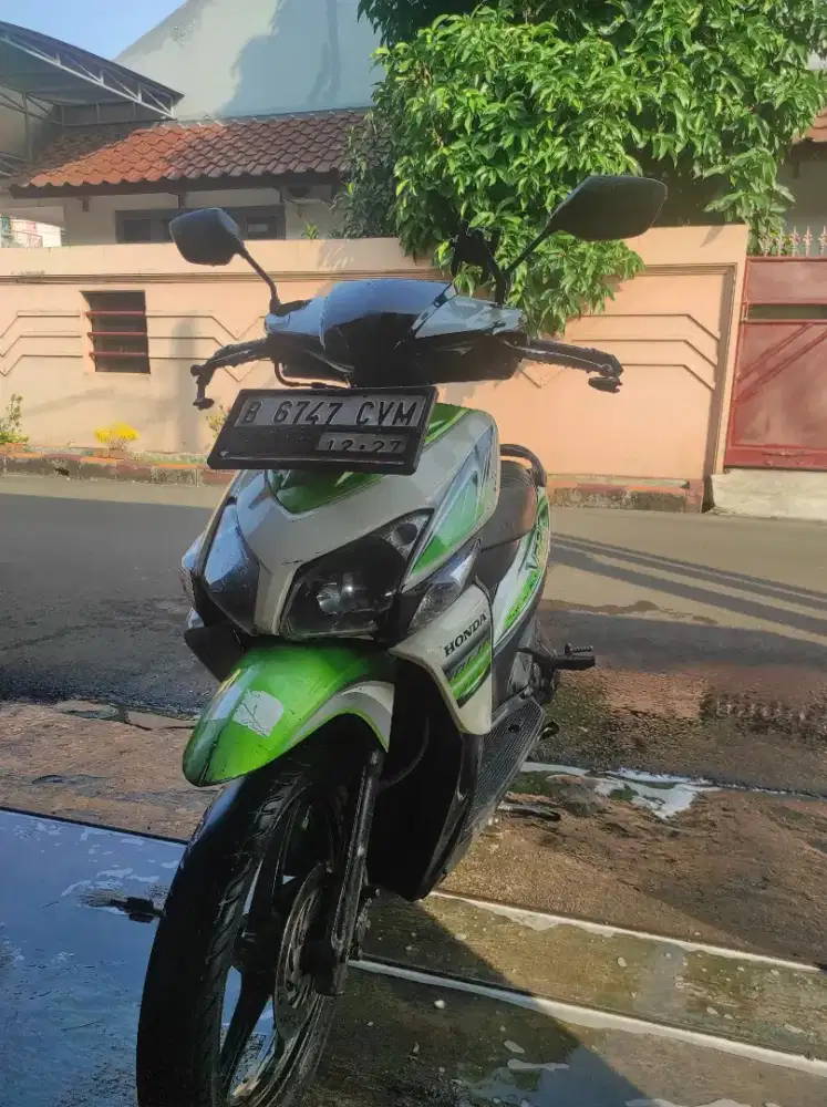 Jual Vario cw karbu 110cc tahun 2012