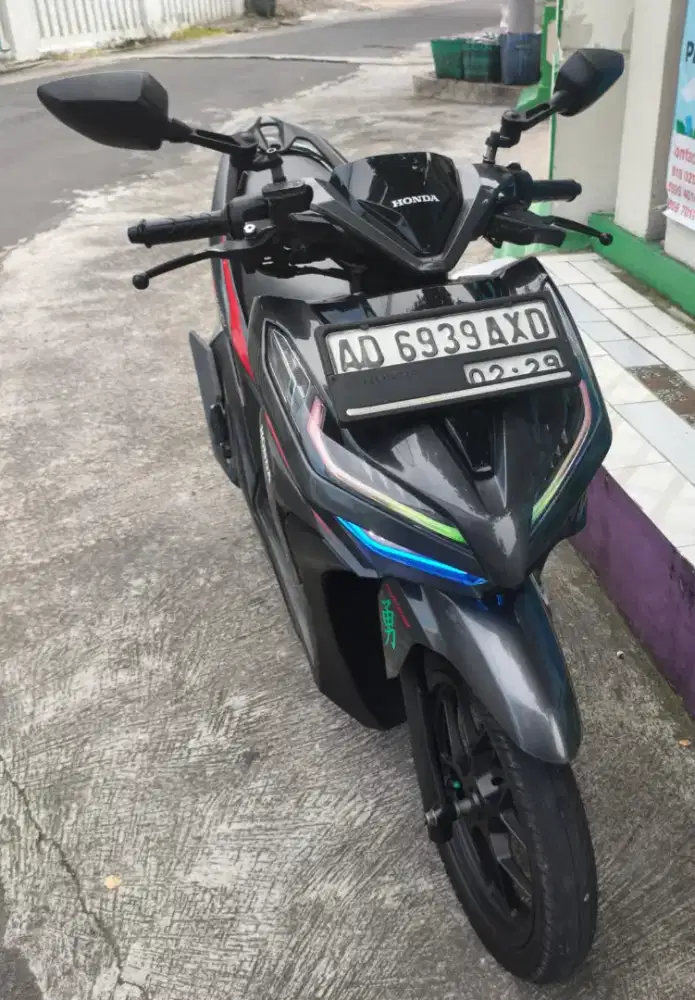 Alln vario 125 tahun 2019