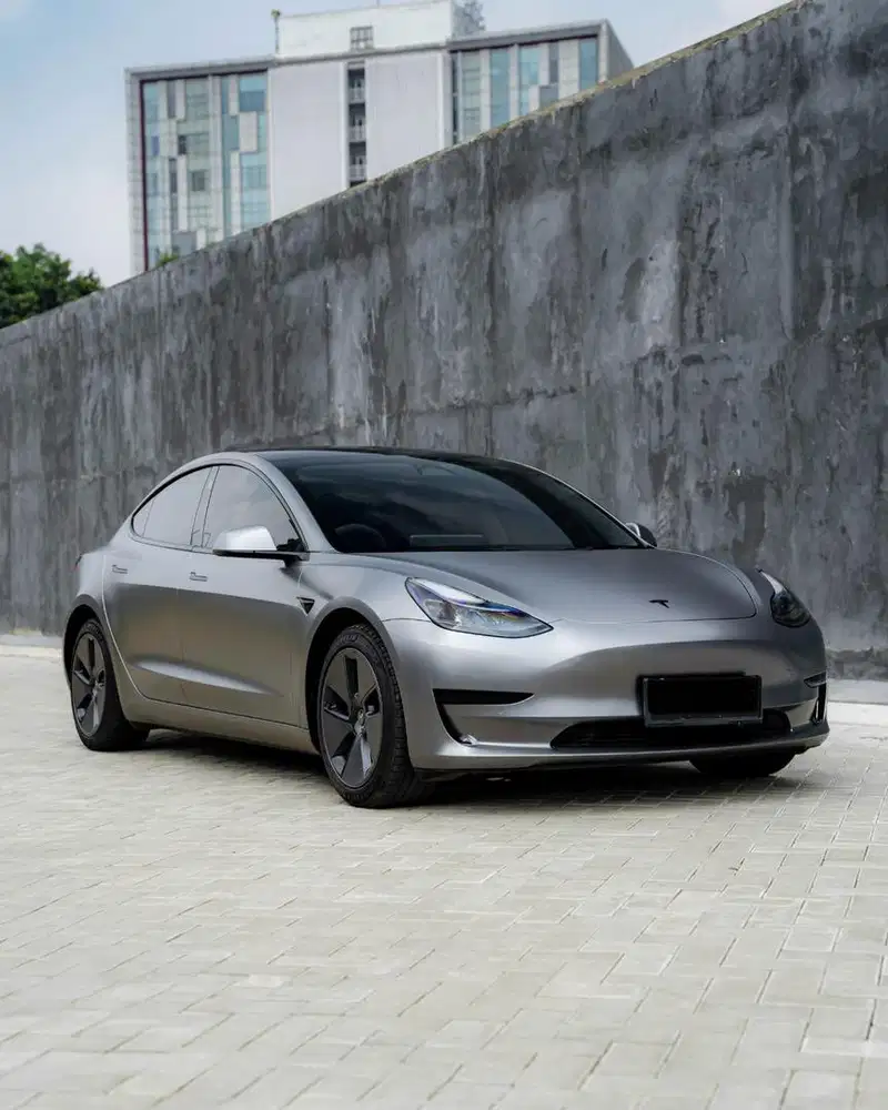 TESLA MODEL 3 STANDARD RANGE