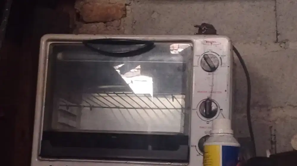 Oven listrik maspion
