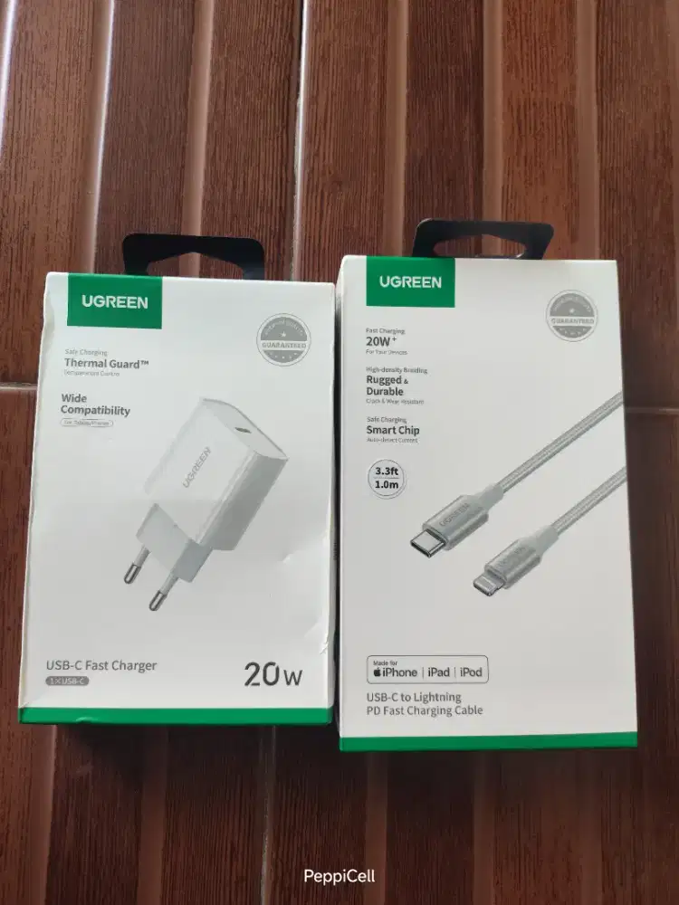 Charger iPhone Fast Charging Ugreen 20W PD + Kabel USB C to Lightning