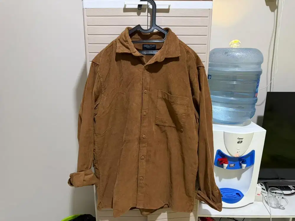 Kemeja the executive size L