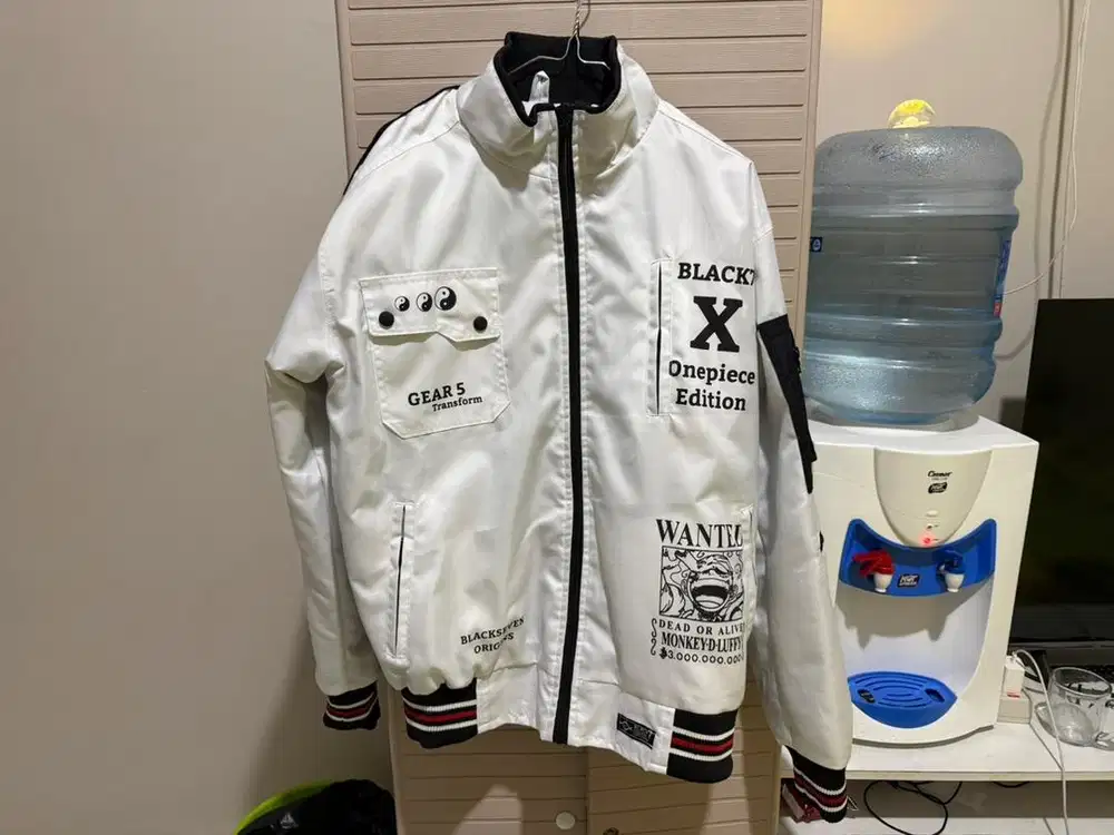 Jaket bomber size L
