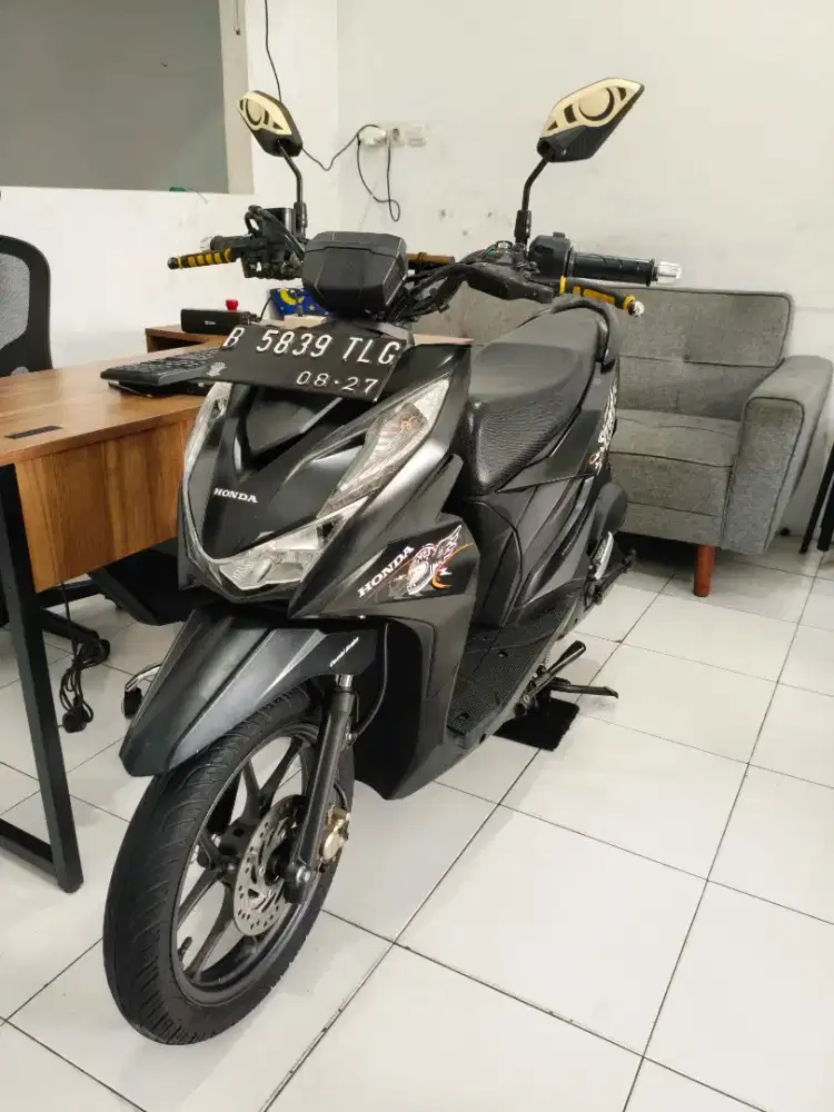 Honda Beat Street 110 thn 2022 B DKI