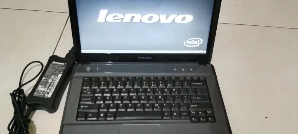 Laptop Lenovo tipe G450 Siap Pakai