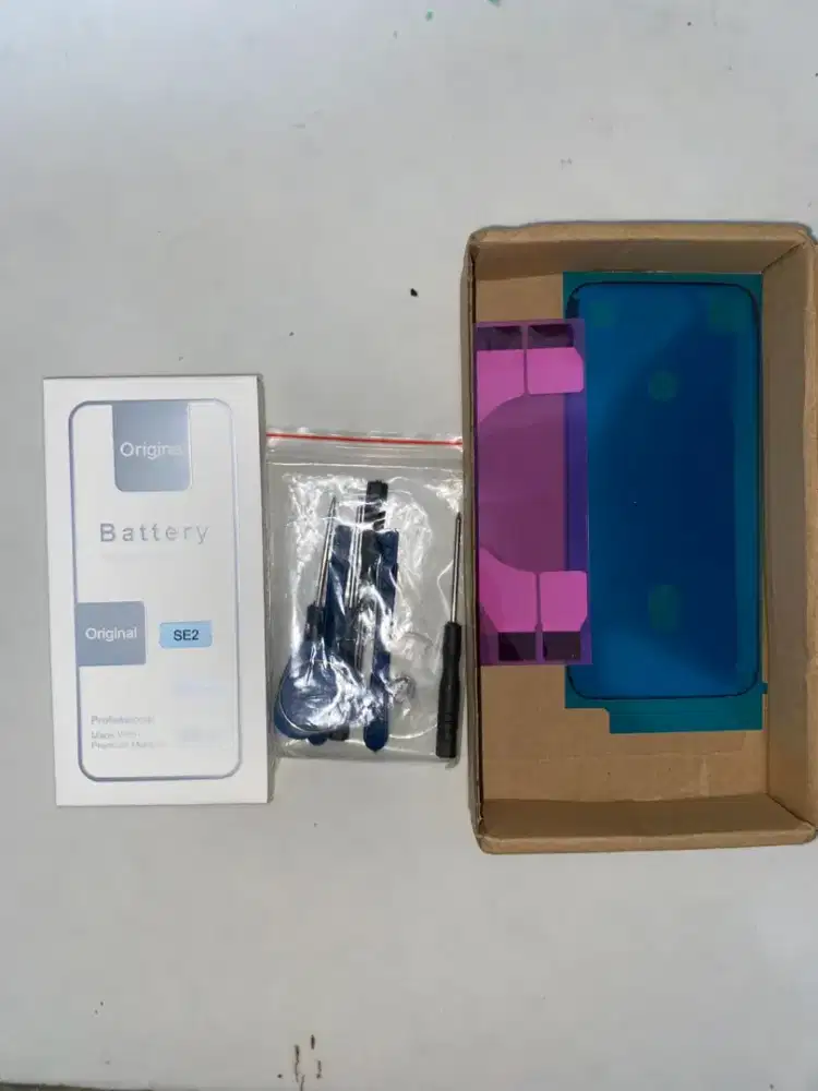 BATERAI IPHONE SE 2 2020
