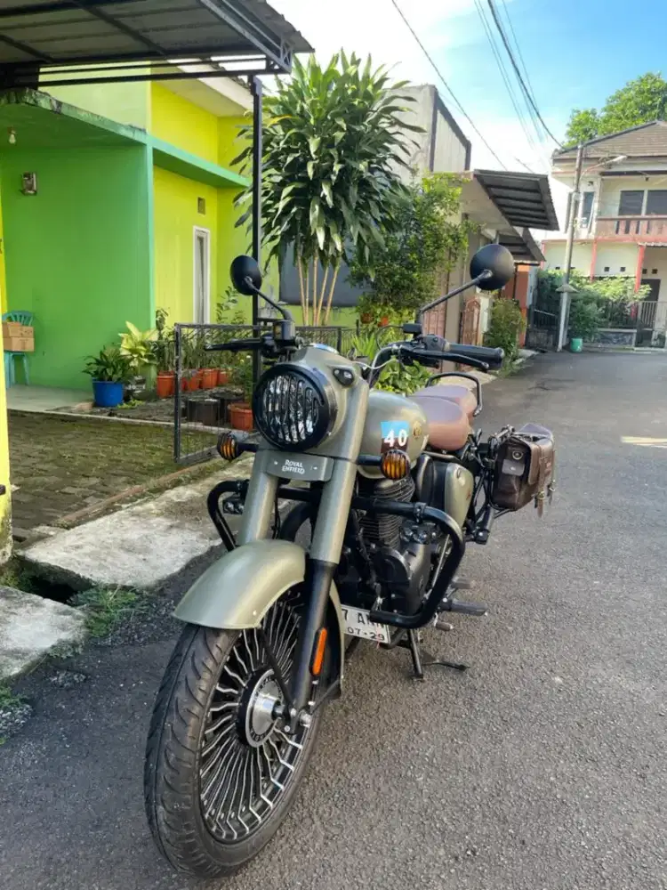 Classic 350 militery 2024 triper