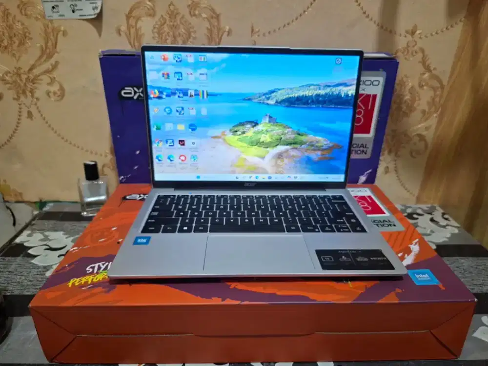 Laptop Acer AL14-31P - Celeron N100 - 8GB -SSD 512GB- MULUS