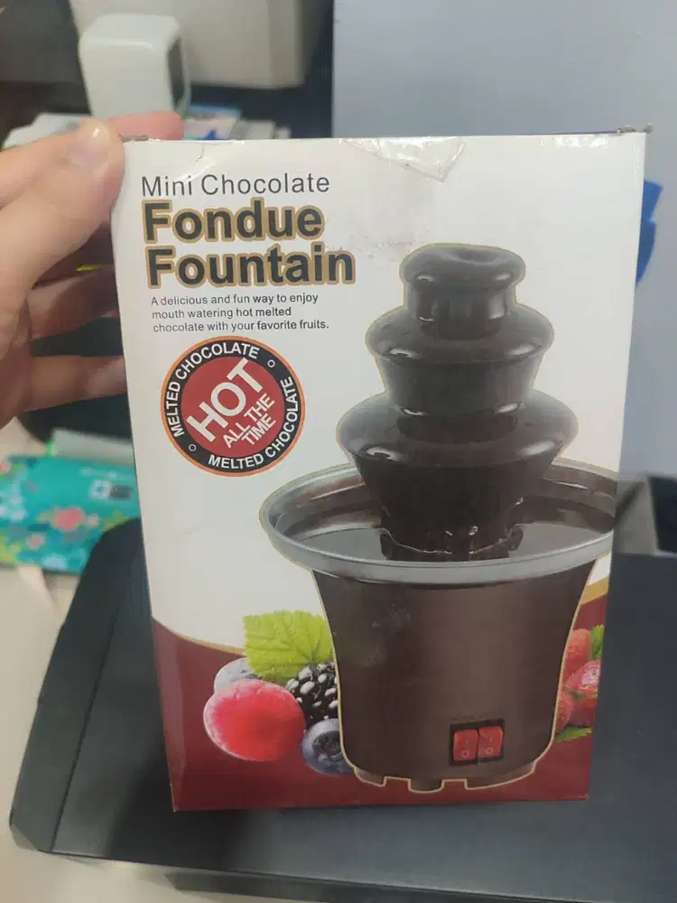 Mini Chocolate Fondue Fountain