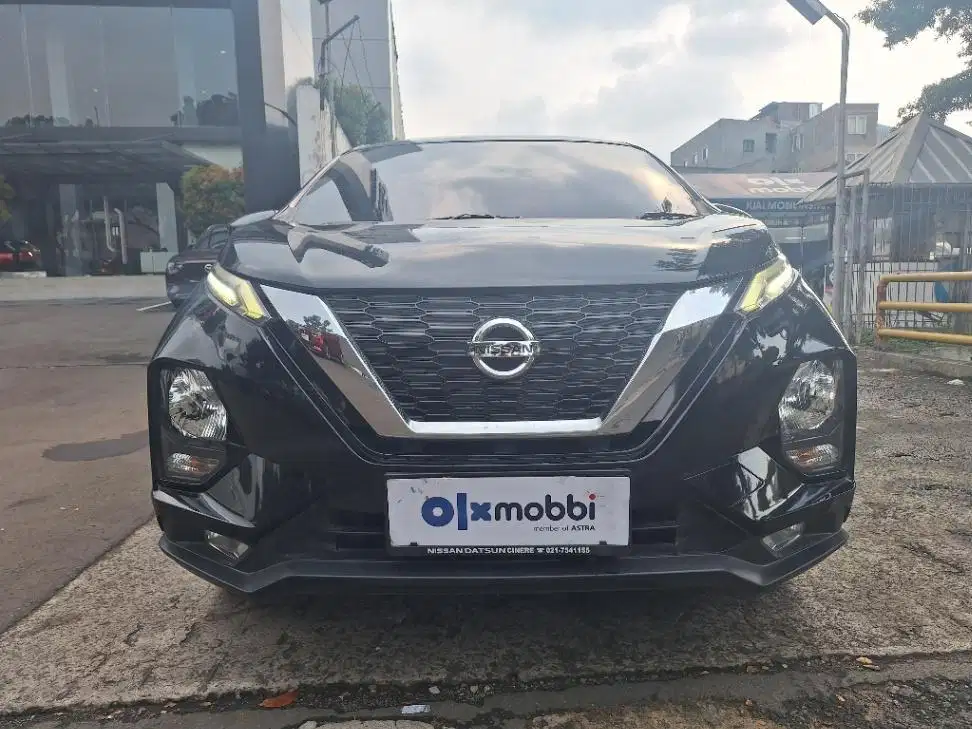 DP MURAH Nissan Livina 1.5 VE Bensin-AT 2019 Hitam CKYAB