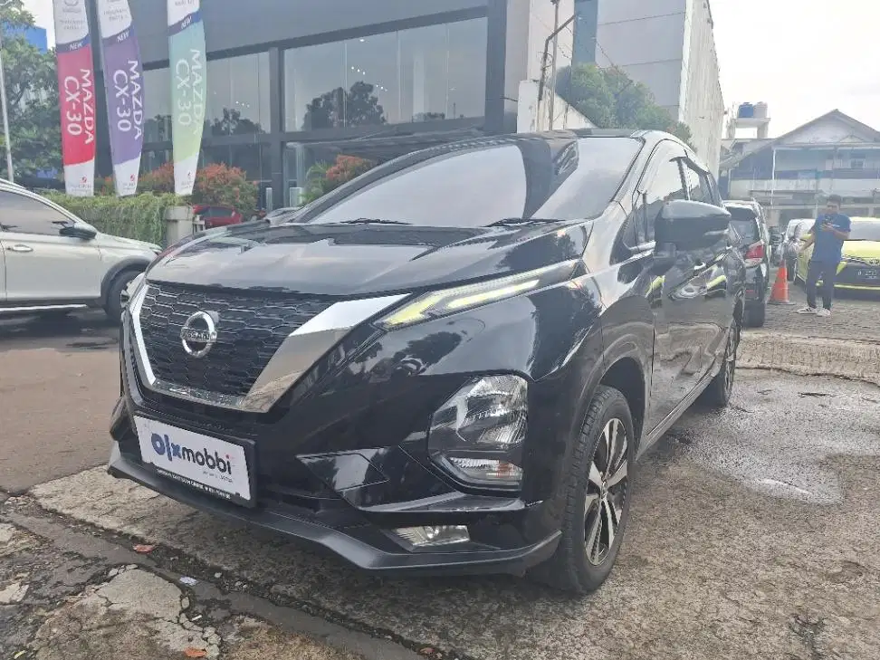 DP MURAH Nissan Livina 1.5 VE Bensin-AT 2019 Hitam CKYAB