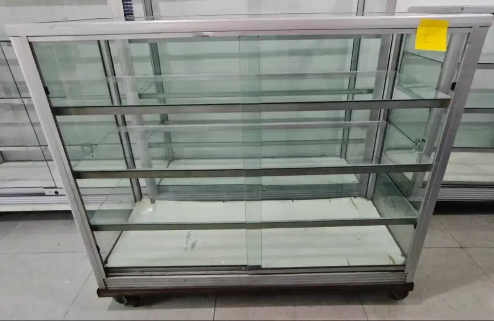 Etalase 120x40x100cm Bekas