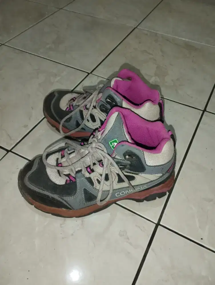 Sepatu consina alpen sz 36 pink warn