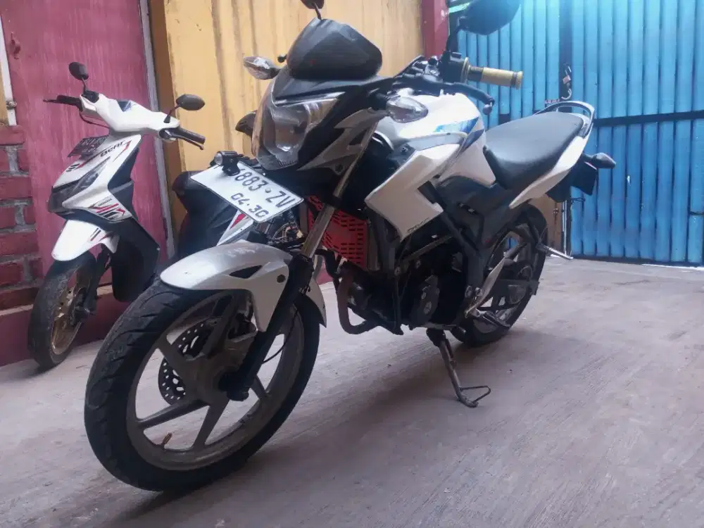 Jual Honda CB150R 2014