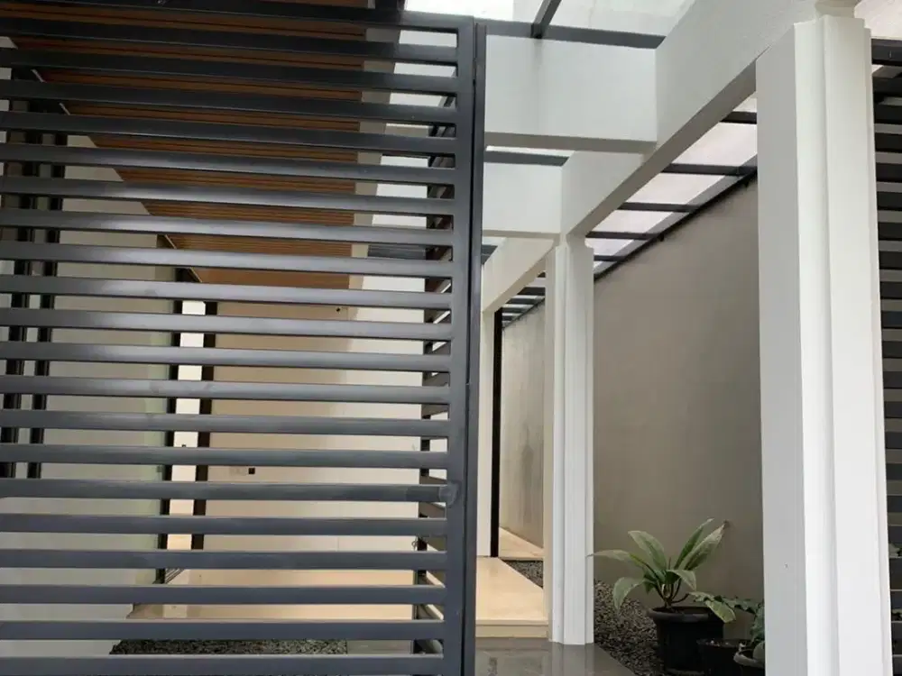 Dijual Rumah Lux Modern Eksklusif 2 Lantai di Setraduta