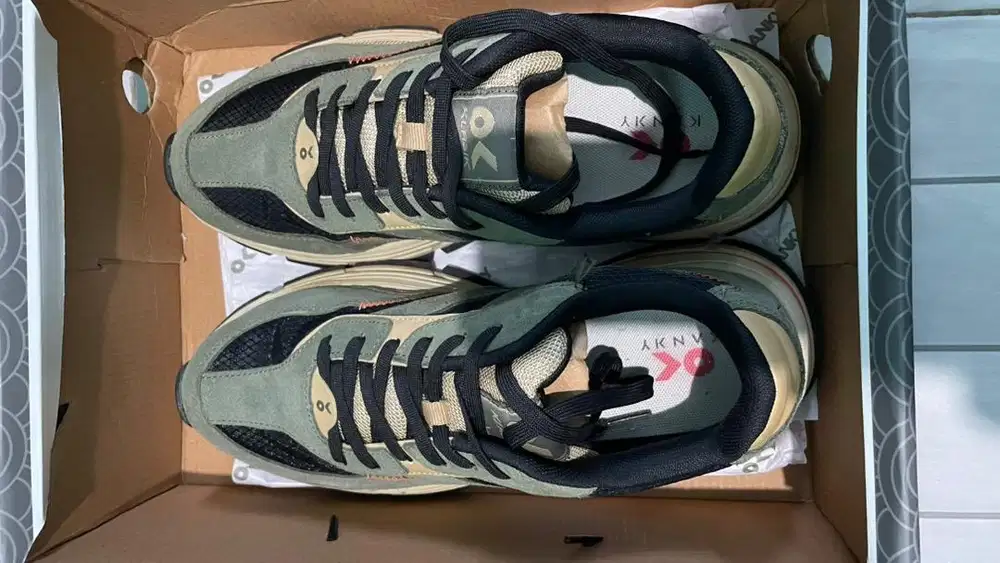 Sepatu kanky clasik