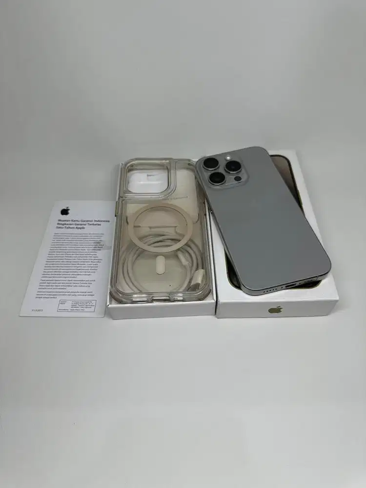 iPhone 15 Pro 256GB Natural