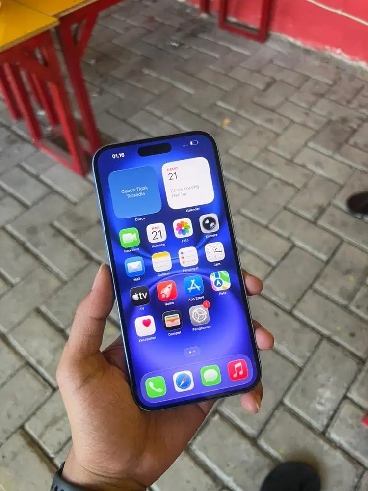 Iphone 16 plus 128gb ibox like new