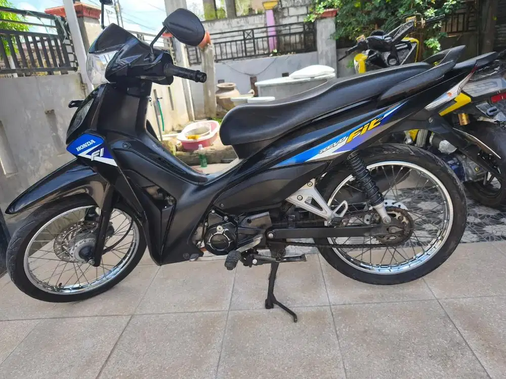 Dijual revo fit 2024