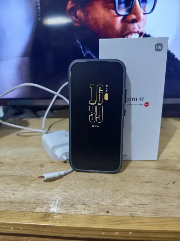 Xiaomi 17 12/256 Like New
