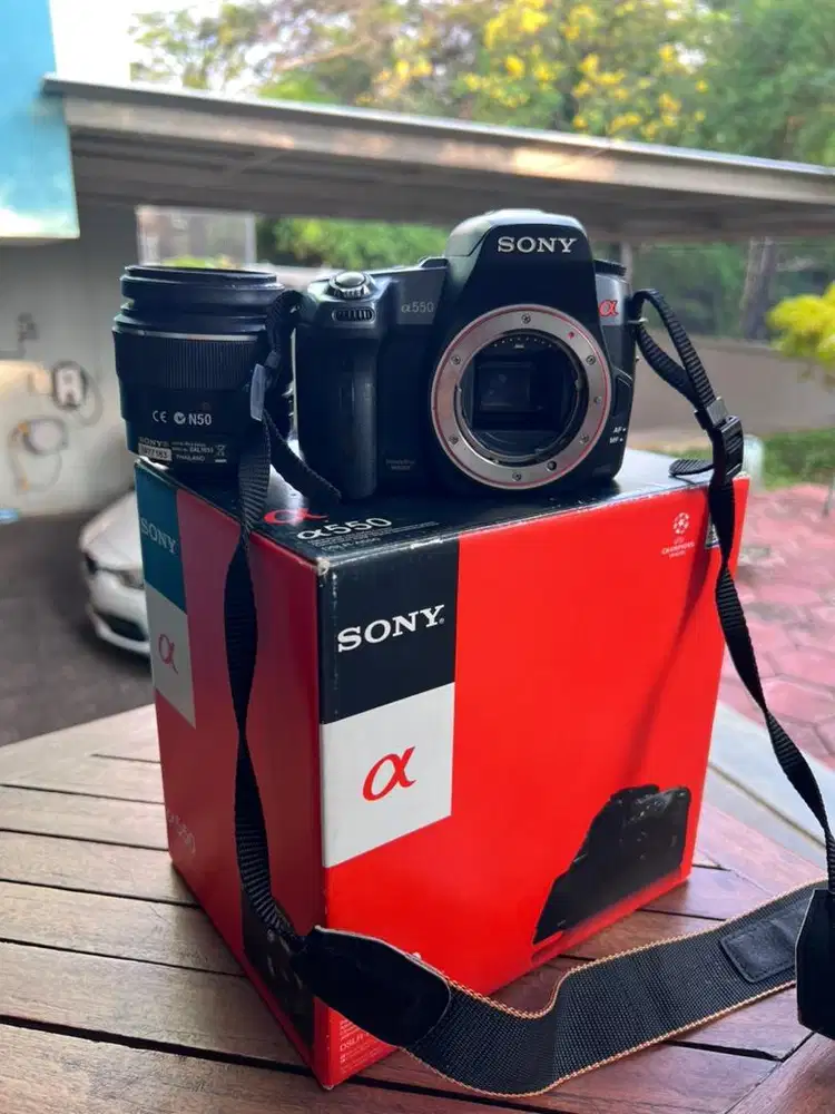 Kamera Sony Alpha 550